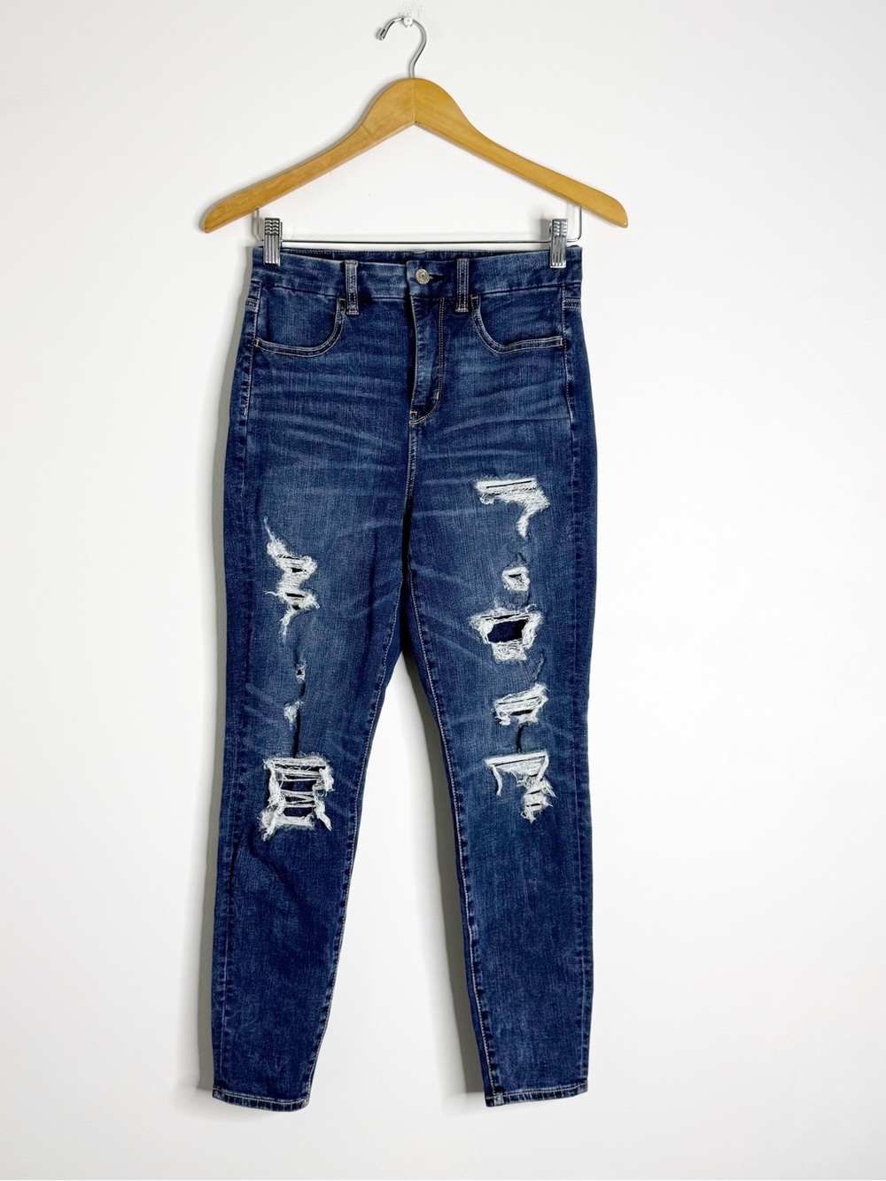 American Eagle Dream Jean Curvy Super Hi-Rise Jegging Size 4 Short Distressed